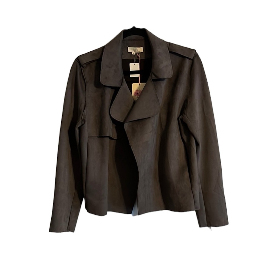 Stylish & Comfy Entro Jacket!! NWT